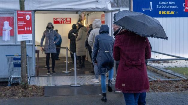 2Gplus Regel In Niedersachsen Lange Schlangen Vor Testzentren NOZ