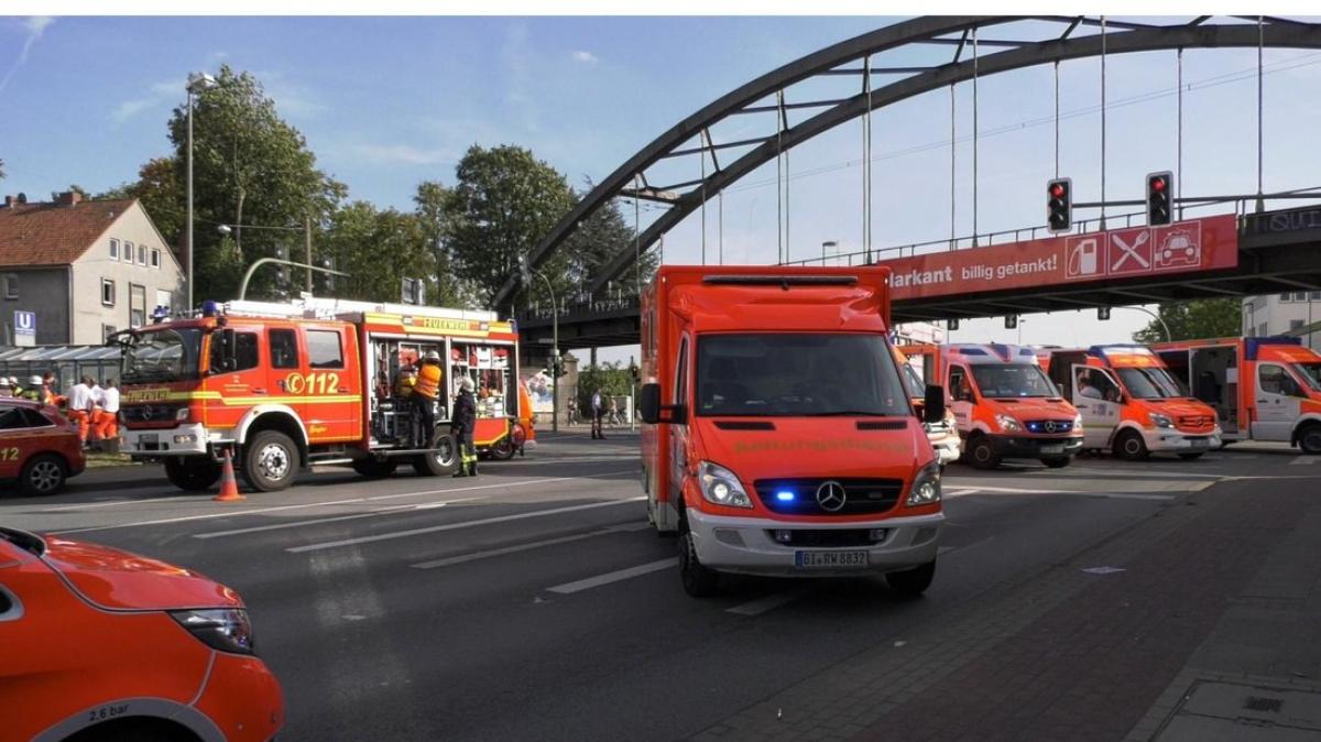 Gro Einsatz In Bielefeld H Pfende Sch Ler Bleiben In Noz