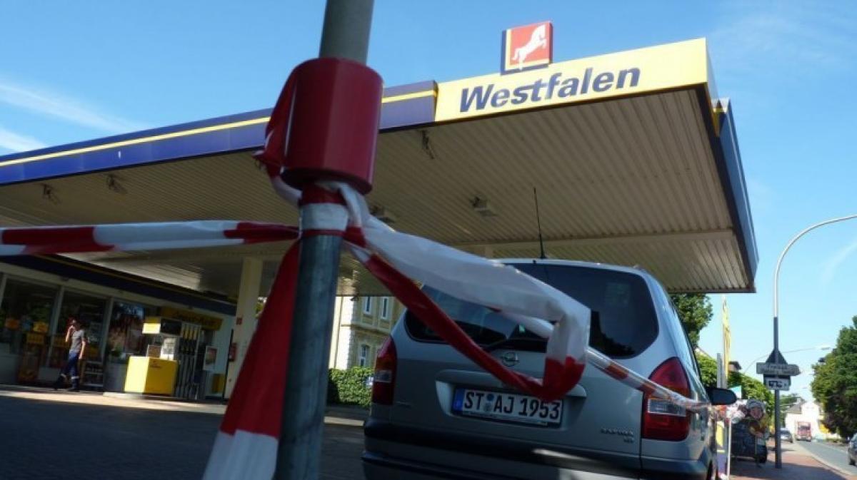 Zu Viel Benzin Tankstelle Gesperrt Defekt Noz