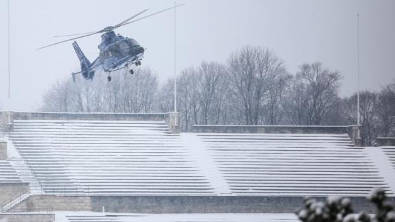 Pilot Stirbt Bei Hubschrauber Ungl Ck Noz