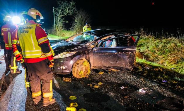 Unfall Bei Husum Ford Berschl Gt Sich Fahrer Verletzt Shz