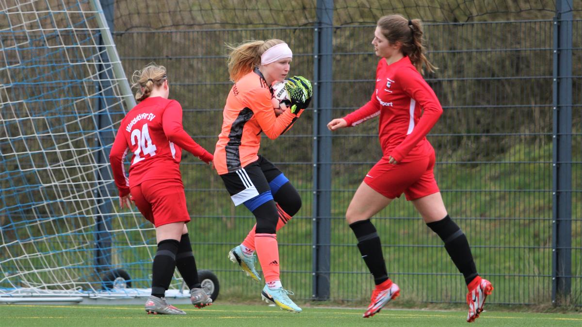 Fußball Oberliga FC Union Tornesch verliert gegen Walddörfer SV SHZ