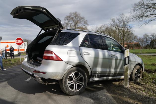 Schwerer Unfall Mit Verletzten Am Alten Damm In Venne Noz