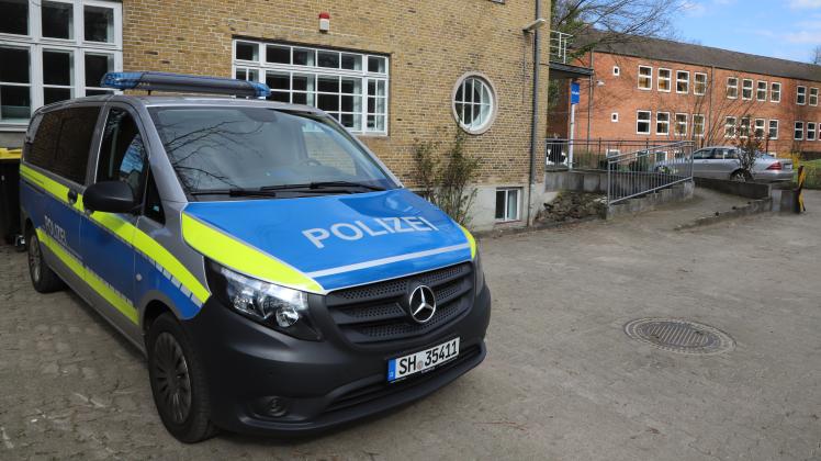 Neumünster Polizei ist wieder mit einer Station im Zentrum SHZ