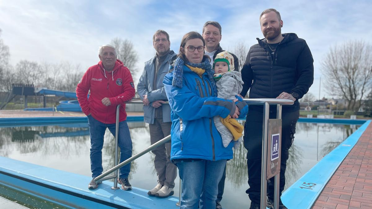 Pastoren Laden Zum Tauffest Im Freibad L Gerdorf Ein Shz