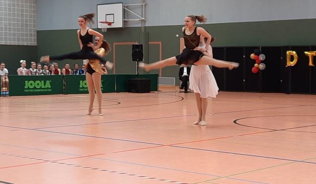 Dance Quartett Des Psv Eutin Berzeugt Beim Dance Cup Shz