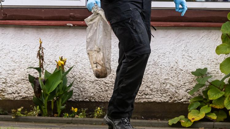 Flensburg Kriminalpolizei Stellt Drogen Und Bargeld Sicher Shz