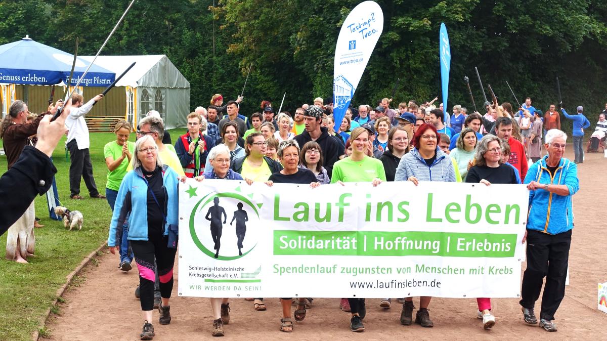 Lauf Ins Leben Eckernf Rde Bringt Euro An Spendengeldern Shz