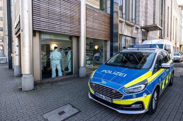 Tödlicher Angriff in Duisburg Mutmaßlicher IS Anhänger gesteht SHZ