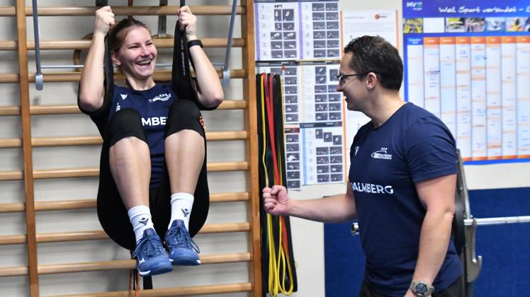 SSC Palmberg Schwerin Zuspielerin Pia Fernau überzeugt im Pokal SVZ