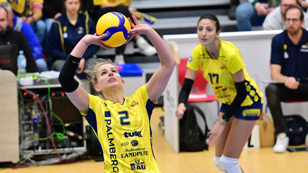 Volleyballerin Des Jahres Pia K Stner Vom Ssc Palmberg Schwerin Svz