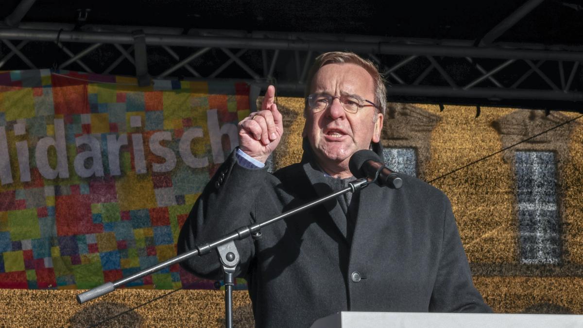 Demo In Osnabr Ck Starkes Zeichen Aus Der Friedensstadt Noz