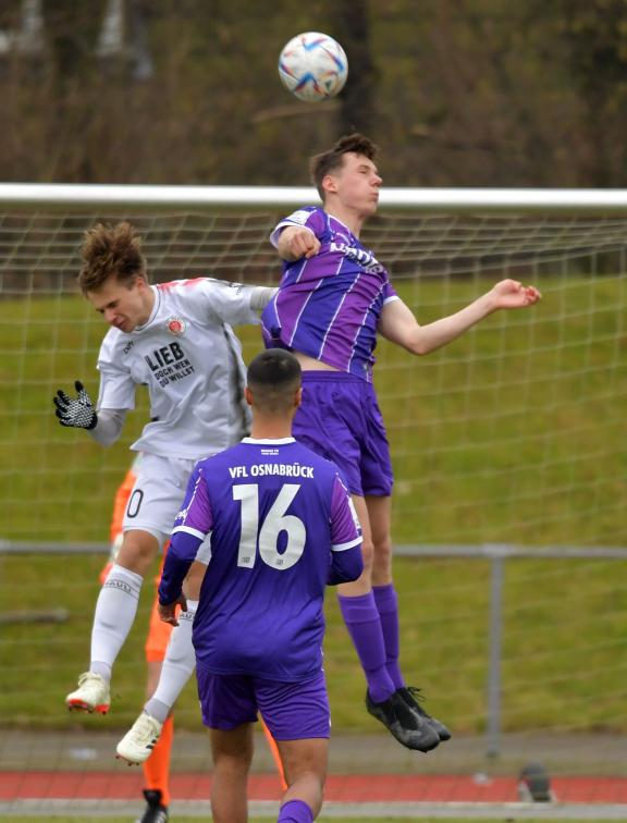 2 2 gegen FC St Pauli VfL U19 gibt Zwei Tore Führung aus der Hand NOZ