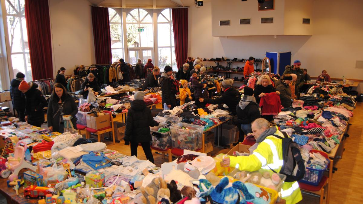 Schnäppchen ohne Ende beim Second Hand Basar auf Föhr SHZ