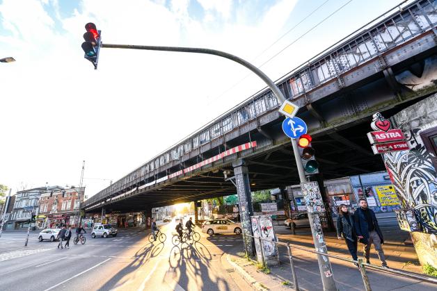 Streit um Abriss Hamburger Fotograf setzt Sternbrücke in Szene SHZ