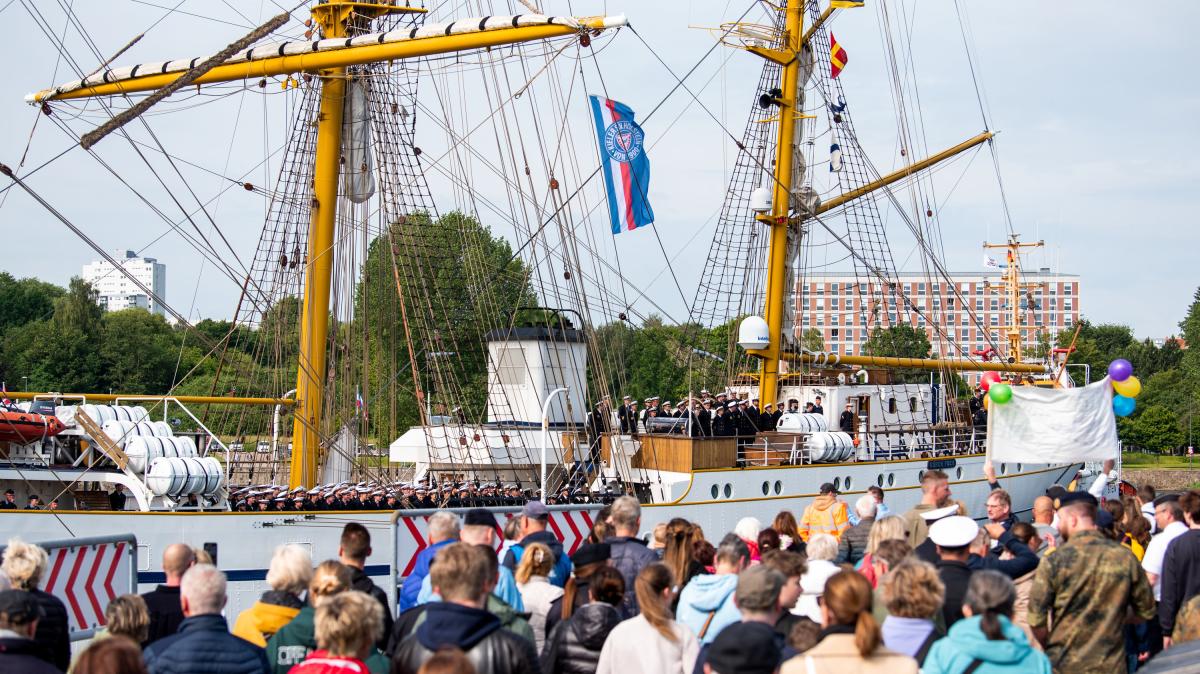 Gorch Fock Kehrt Von Ausbildungst Rn Zur Ck Nach Kiel Shz