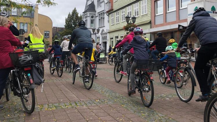 In Melle startete am Sonntag die erste "Kidical Mass"-Fahrraddemo.