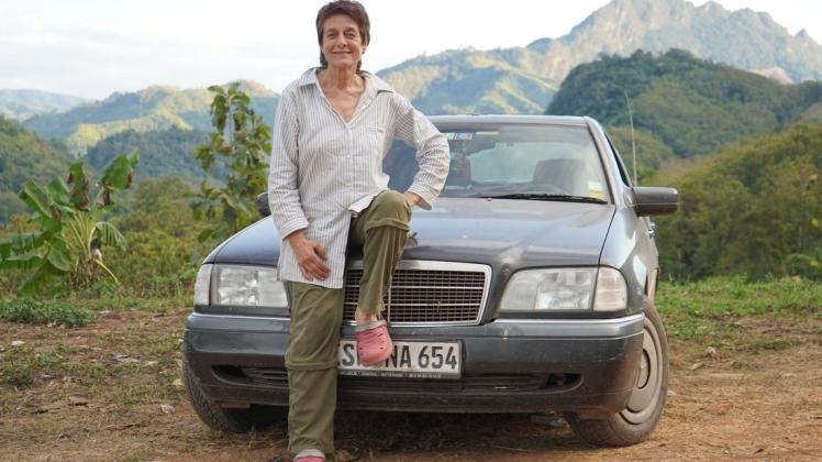 Globetrotterin Margot Flügel-Anhalt ist mit ihrem Auto 18.000 Kilometer weit von Hessen bis nach Laos gefahren.