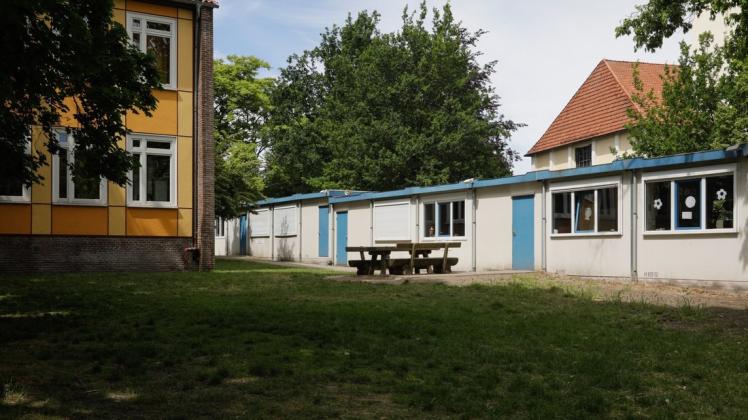 Die Montessori-Schule in Osnabrück ist in einem maroden Zustand. Seit Jahren müssen die Schüler mit Containern Vorlieb nehmen.