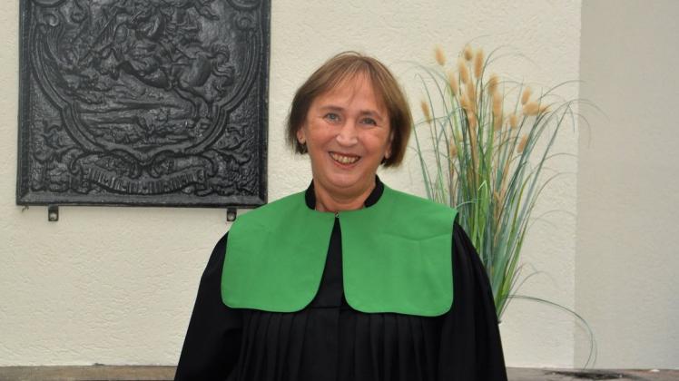 Sabine Lueg geht nach 20 Jahren als Pastorin der evangelisch-lutherischen Kirchengemeinde Delmenhorst in den Ruhestand.