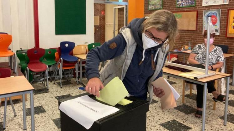 Die Stadtratswahl in Delmenhorst ist knapp ausgefallen. In den Wahllokalen gab es höchst unterschiedliche Ergebnisse.