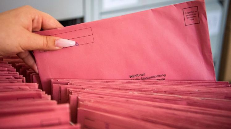 Etliche Stimmzettel sind per Briefwahl in Delmenhorst eingegangenen, doch auch am Wahltag gab es noch Probleme.
