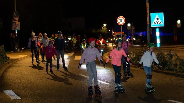 Die Skate Night Melle lockte unzählige Familien mit Kindern an.