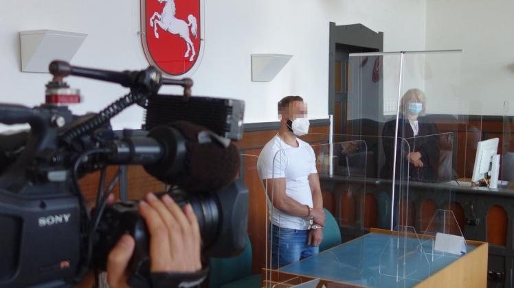 Der 31-Jährige Delmenhorster muss nach dem Anschlag auf das Delmenhorster Rathaus ins Gefängnis.