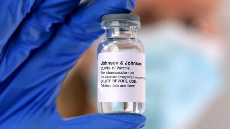 Der Impfstoff von Johnson & Johnson steht aktuell nicht im Osnabrücker Impfzentrum zur Verfügung. Eine Lieferung kommt jedoch. (Symbolbild)