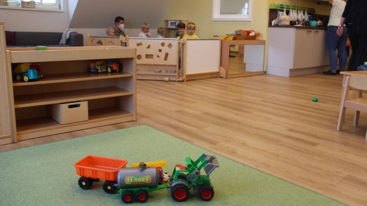 Offiziell eingeweiht wurde in dieser Woche die neue Krippengruppe in Renkenberge. Offiziell eingeweiht wurde in dieser Woche die neue Krippengruppe in Renkenberge.