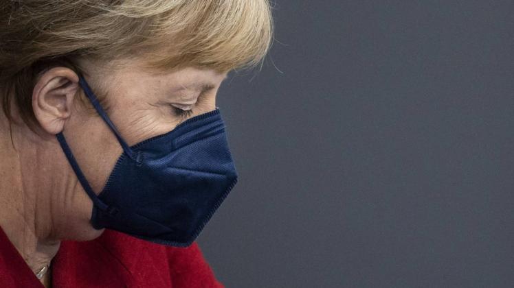 Katastrophe am Ende ihrer Kanzlerschaft:  Angela Merkel bei der Sondersitzung zur Situation in Afghanistan im Deutschen Bundestag.