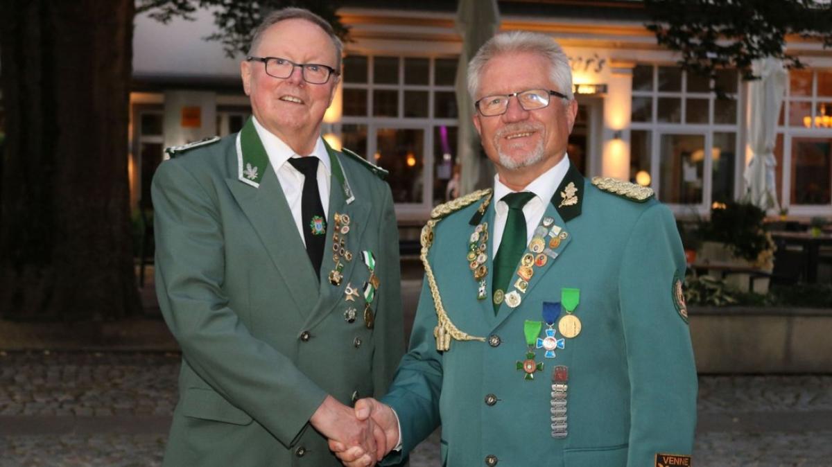  Foto zu Schützenverein Bad Essen: Wahlen, Ehrungen, Schützenfest-Konzepte 