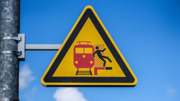 Verspätungen, Wartezeiten, Zugausfälle: Das droht Bahnreisenden bei einem Streik der Lokführer der Deutschen Bahn.