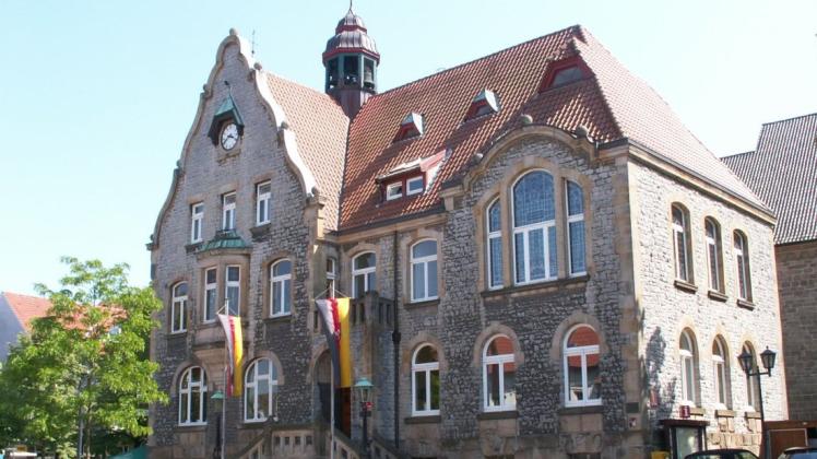 Bei der Bürgermeisterwahl und der Kommunalwahl wollen zahlreiche Kandidaten und Parteien in das Meller Rathaus einziehen.