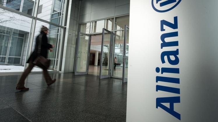 Die Allianz-Versicherung hat für 1,4 Milliarden Euro ein neues Büro-Hochhaus in der Frankfurter Innenstadt erworben.