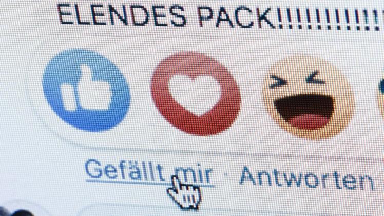 Hassbeiträge bei Facebook: Dürfen Posts gelöscht werden? (Symbolbild)