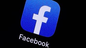 Mit seinen weltweit geltenden "Gemeinschaftsstandards" will Facebook diskriminierende oder anstößige Inhalte verhindern.