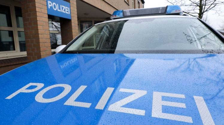 Bislang unbekannte Täter sind in der Nacht zu Dienstag in eine Tankstelle an der Hauptstraße in Neubörger eingebrochen.