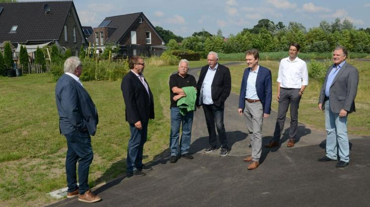 In der Stadt, aber mitten im Grünen: Das neue Wohngebiet zwischen Frerener und Lengericher Straße in Lingen-Laxten. Die enge Abstimmung mit den Nachbarn hatte sich nach Angaben von Vertretern von Rat und Verwaltung gelohnt.