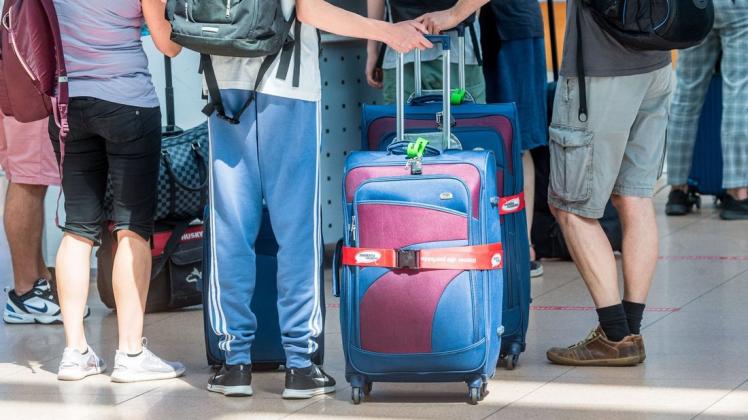 Für Reiserückkehrer aus Hochinzidenzgebieten gelten neue Regeln, die vom Landkreis Emsland überprüft werden.