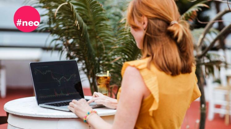 Aktien, ETFs, Broker: Wer bisher nur ein Girokonto besitzt, scheut vielleicht das Risiko einer Geldanlage. Ein Experte gibt Tipps für Einsteiger. Aktien, ETFs, Broker: Wer bisher nur ein Girokonto besitzt, scheut vielleicht das Risiko einer Geldanlage. Ein Experte gibt Tipps für Einsteiger.