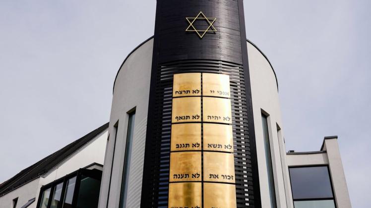 Die Synagoge «Beith Shalom» in der Innenstadt von Speyer. Die Unesco hat das jüdische Kulturgut in Mainz, Speyer und Worms ebenso als neues Welterbe ausgezeichnet wie den Limes am Rhein. Foto: Uwe Anspach/dpa