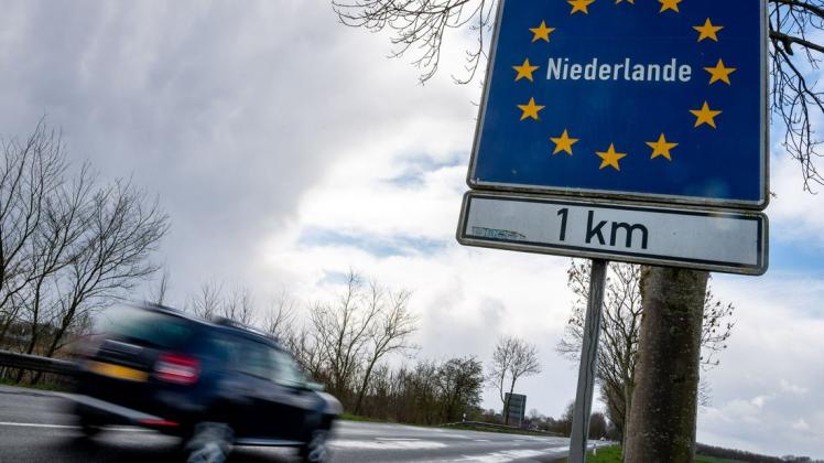 Niedersachsens Ministerpräsident Weil fordert deswegen Corona-Tests bei der Einreise aus den Niederlanden.