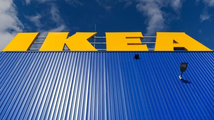 Vier Insider packen aus und verraten die Marketing-Maschen von IKEA: Die Mär von der Nachhaltigen Holzproduktion.
