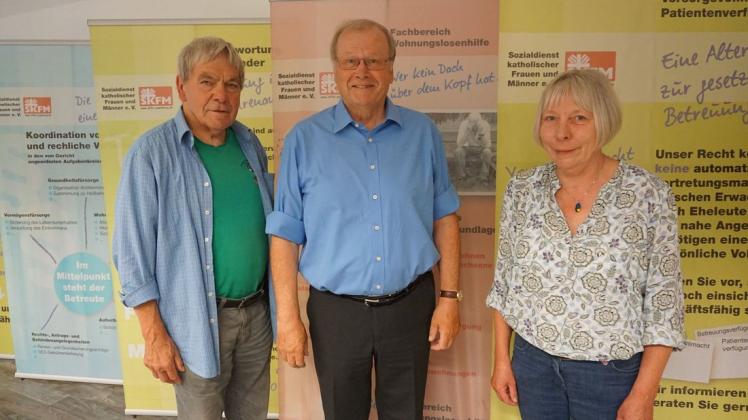 Die Geschicke des SKFM viele Jahre geprägt haben Pastor Gerrit Weusthof (links), Ulrich Nehe und Jutta Thier.