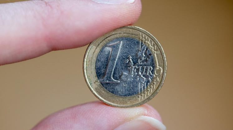 Hat das Bargeld ausgedient? Die Europäische Zentralbank stellt am heutigen Mittwoch die Weichen für einen digitalen Euro.