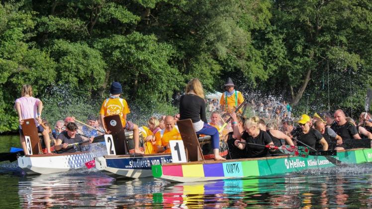 Am Wochenende kämpften insgesamt elf Teams um den Sieg beim Drachenbootfest auf dem Dümmer See.