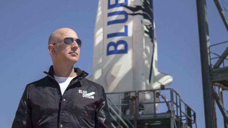 Amazon-Gründer und Multi-Milliardär Jeff Bezos erfüllte sich sein Traum von einem Flug ins Weltall.