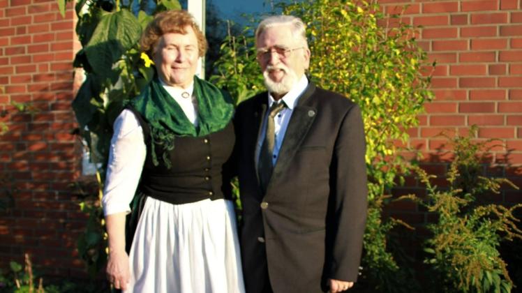 Gerlinde und Paul Martin Romberg aus Alt Meteln sind inzwischen seit stolzen 60 Jahren verheiratet.