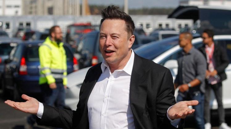 TeslaChef Elon Musk besucht am Sonnabend die Baustelle der Tesla-Gigafactory in Grünheide.
